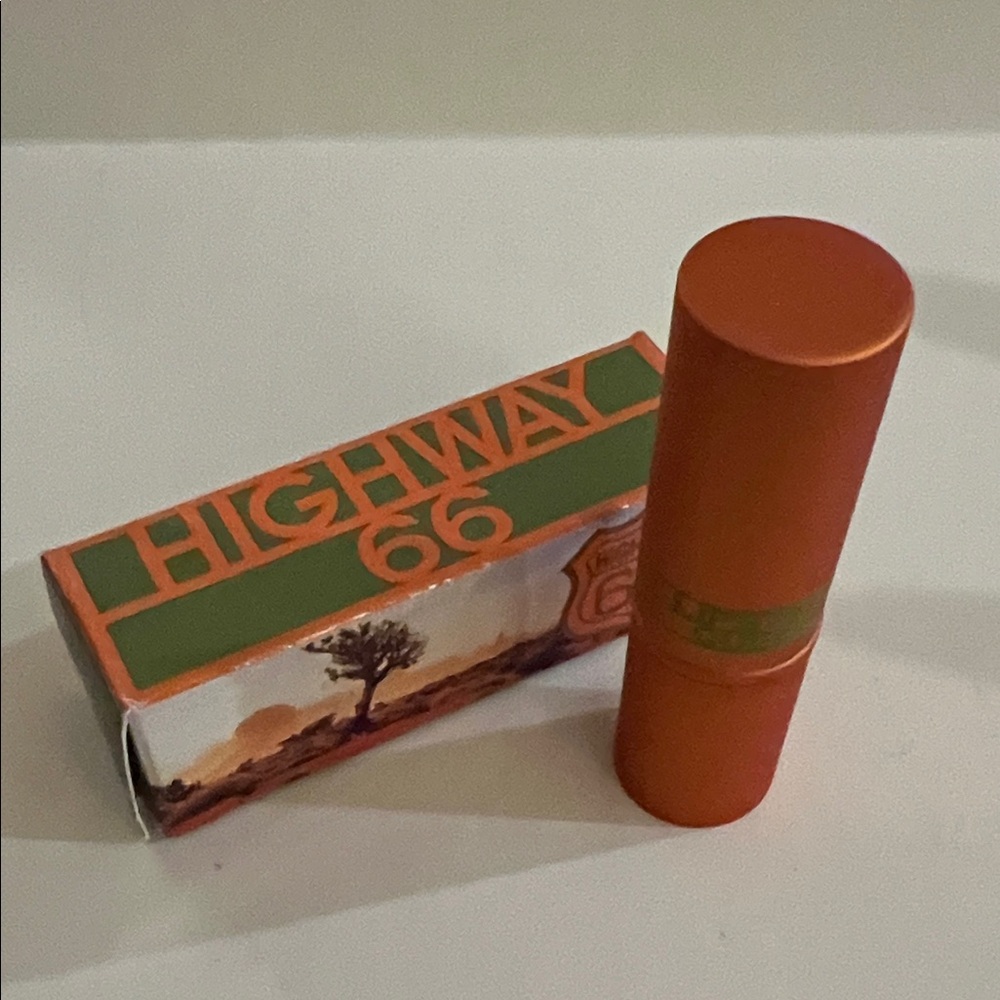 Highway 66 color changing Lipsticks you get  2